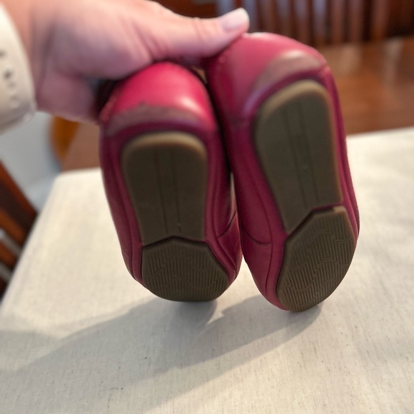 Michael Kors Pink Flats with Gold Logo Medallion - Picture 6 of 6